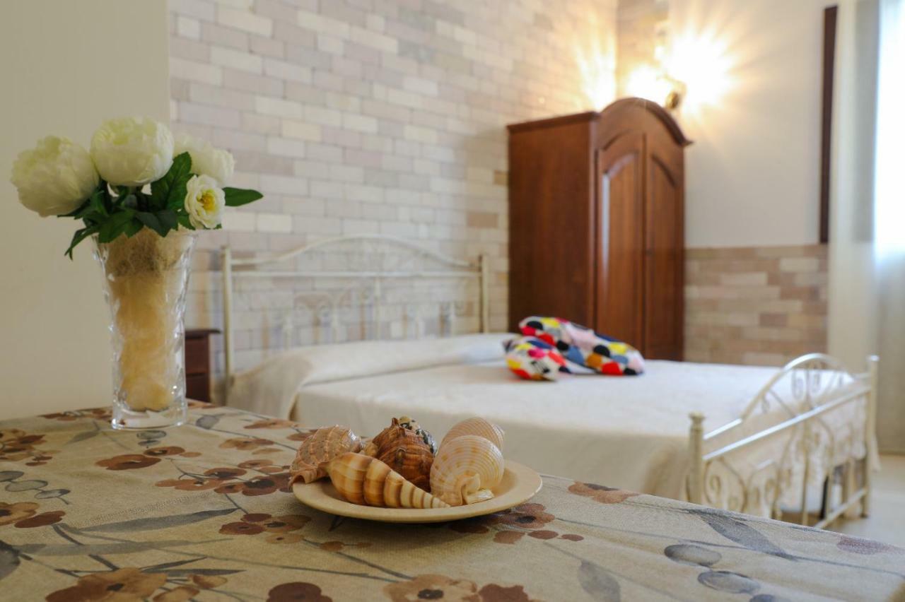 Il Vicoletto Bed & Breakfast ปุลซาโน ภายนอก รูปภาพ